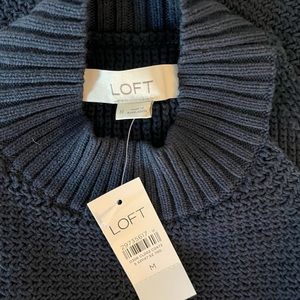 Ann Taylor Loft sleeveless turtleneck sweater